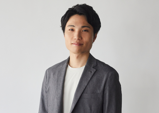 岡 幸四郎 氏
